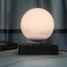Indlæs billede til gallerivisning Moderne elegance tilføjes til dit interiør med den magnetiske svævende Mars-lampe
